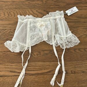 Victoria’s Secret bridal lingerie
